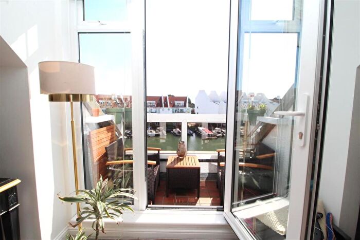 2 Bedroom Apartment To Rent In Moriconium Quay, Poole, BH15