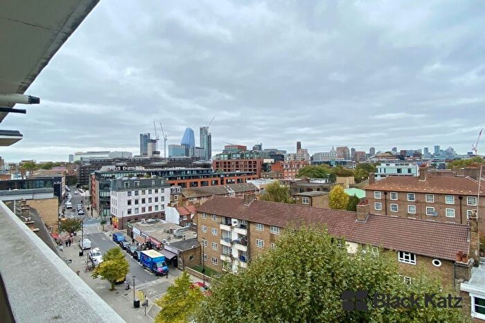 3 Bedroom Flat To Rent In Great Suffolk Street, Borough, SE1