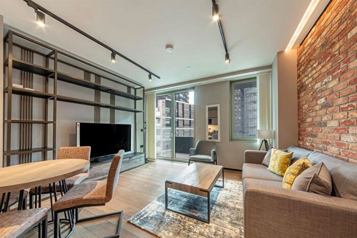 1 Bedroom Flat To Rent In Hewett Street, Shoreditch, EC2A