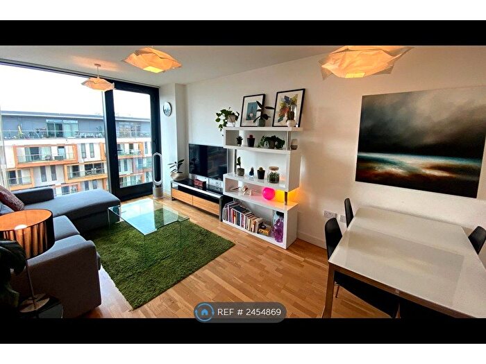 2 Bedroom Flat To Rent In Amelia Street, London, SE17