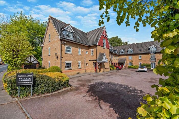 2 Bedroom Flat To Rent In Watford Road, Croxley Green, Rickmansworth, WD3