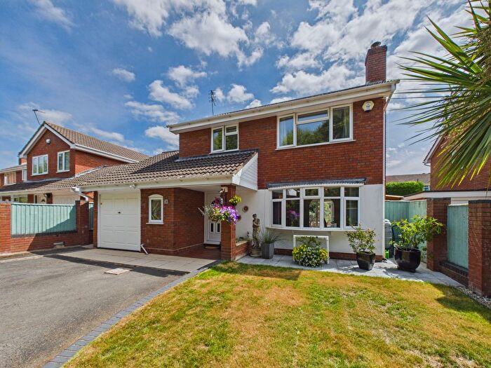 3 Bedroom Detached House For Sale In Keble Way, Shrewsbury, Shropshire, SY3