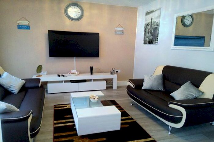 3 Bedroom Terraced House To Rent In Mountjoy Close, London, SE2