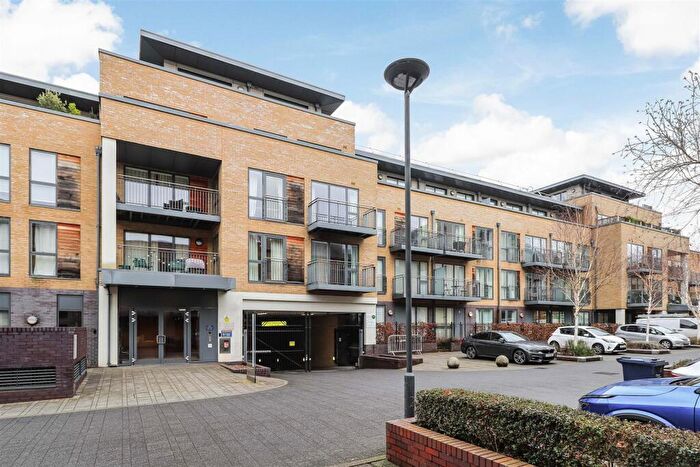 1 Bedroom Apartment For Sale In Kingsley Walk, Cambridge, CB5