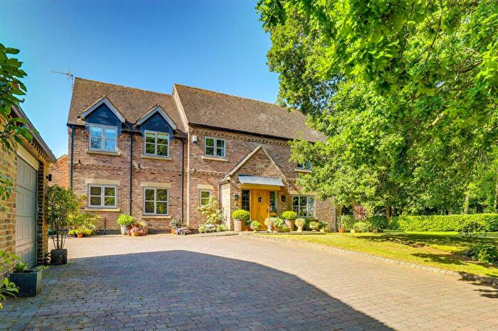 5 Bedroom Detached House For Sale In Holgate, Clifton Village, NG11