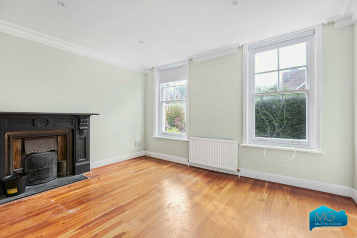 2 Bedroom Apartment To Rent In Clifton Road, Crouch End, London, N8