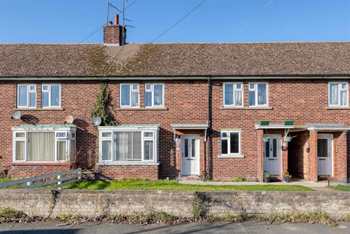 2 Bedroom Maisonette For Sale In Vaughan Road, Stotfold, Hitchin, SG5