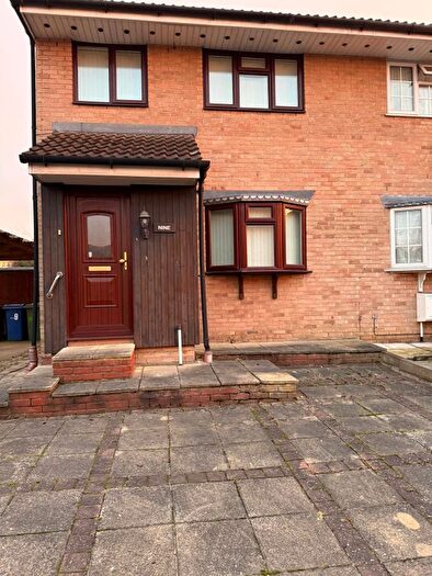 3 Bedroom Semi-Detached House To Rent In Sundew Court, Grays, RM17