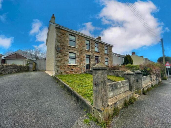 3 Bedroom Semi-Detached House For Sale In Weeth Road, Camborne, TR14