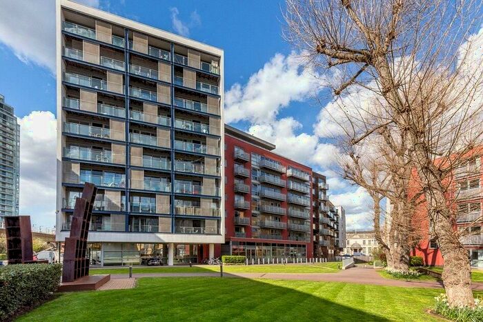 2 Bedroom Flat To Rent In Deals Gateway, London, SE13