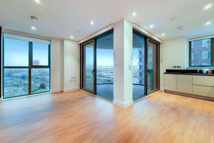 2 Bedroom Flat To Rent In Green Street, London, NW10