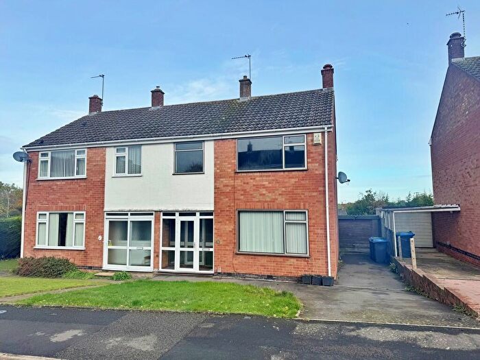 3 Bedroom Semi Detached House For Sale In Myers Road, Hillmorton, Rugby, CV21