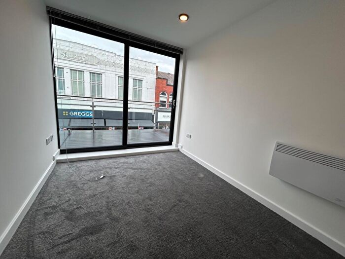 1 Bedroom Apartment To Rent In Burlington Street, Chesterfield, S40