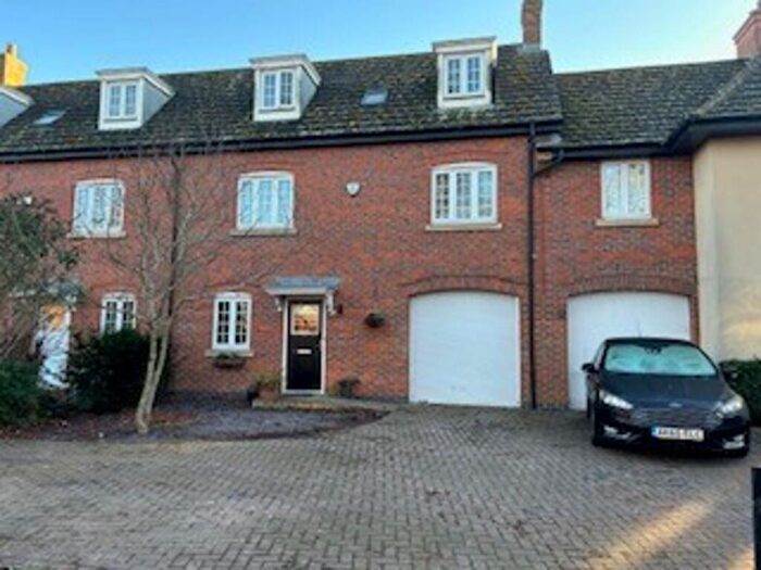 4 Bedroom Town House For Sale In Gilpin Close, Bourne, PE10