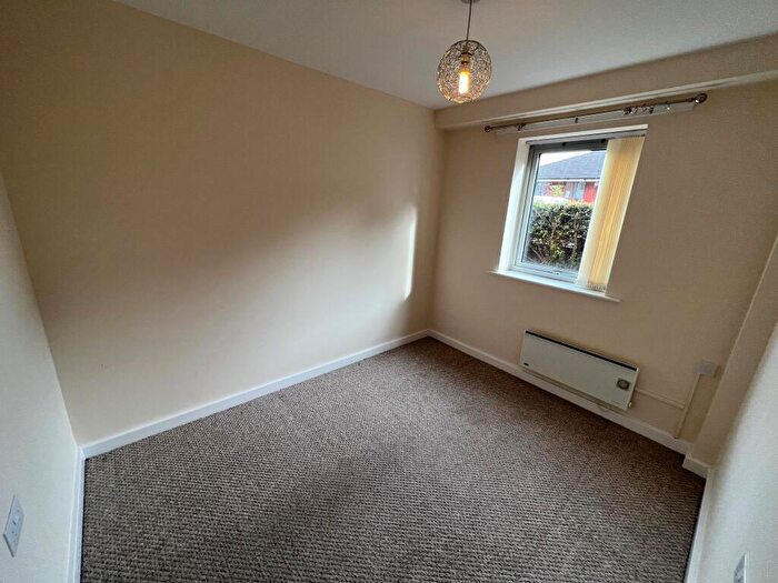 2 Bedroom Apartment To Rent In Freminton Court, Coventry, CV1