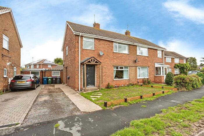3 Bedroom Semi-Detached House For Sale In St. Lawrence Boulevard, Radcliffe-on-Trent, Nottingham, Nottinghamshire, NG12