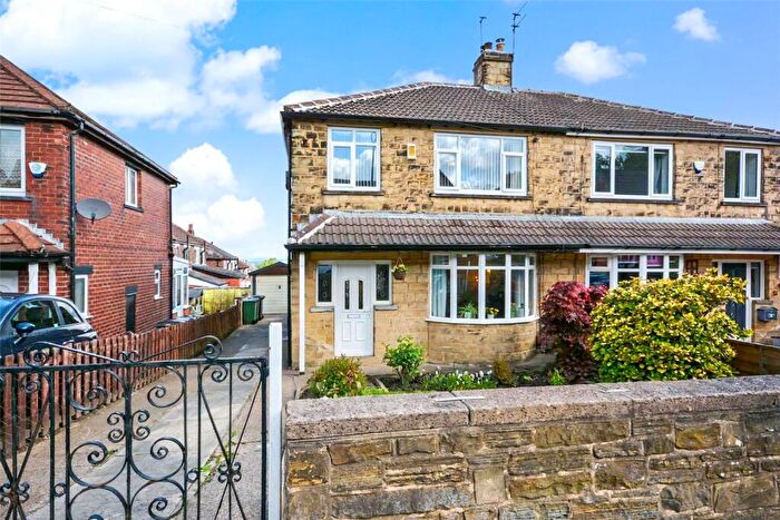 3 Bedroom Semi-Detached House For Sale In Cemetery Road, Pudsey, West Yorkshire, LS28