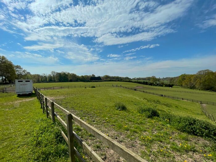 Land For Sale In Calcot Lane, Southampton, SO32