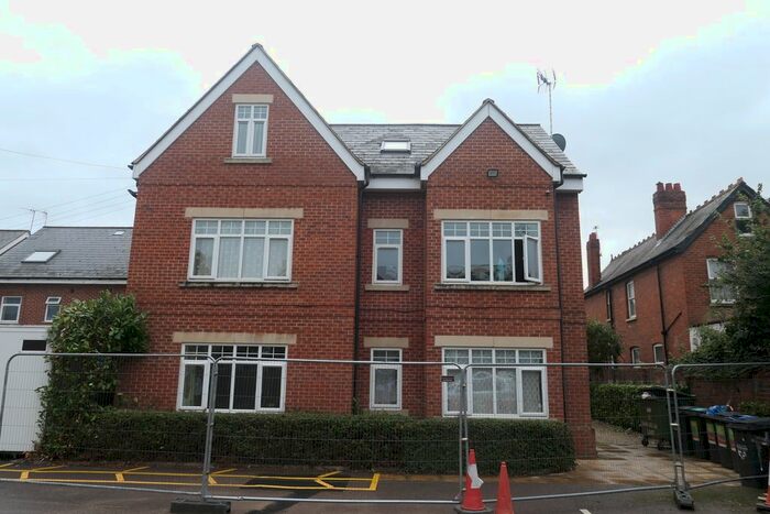 1 Bedroom Flat To Rent In Crown Green Court, Gloucester, GL1