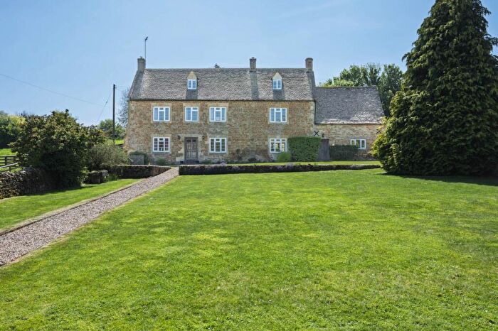 6 Bedroom Detached House To Rent In Banks Farm, Upper Oddington, GL56