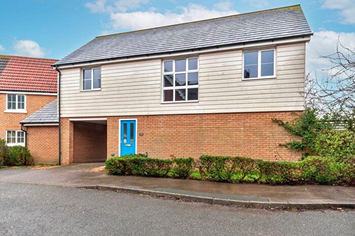 2 Bedroom Detached House To Rent In Woodpecker Way, Great Cambourne, CB23