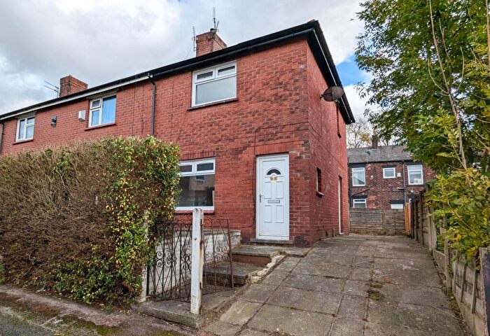 2 Bedroom Semi-Detached House To Rent In Henley Street, Chadderton, OL9