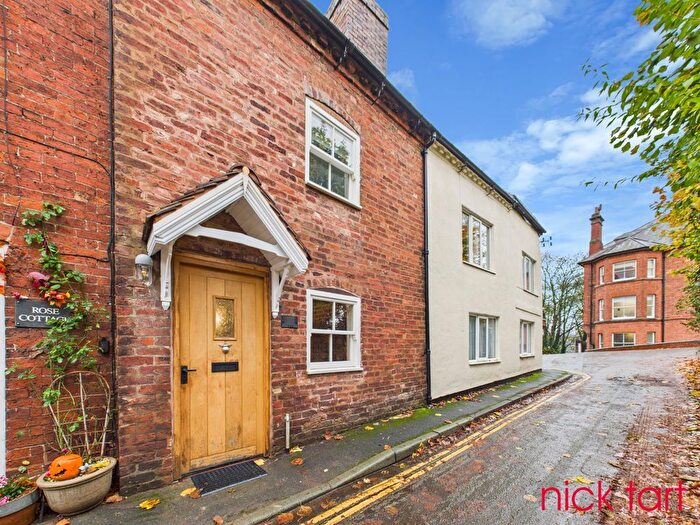 2 Bedroom Cottage To Rent In St Leonards Close, Bridgnorth, WV16