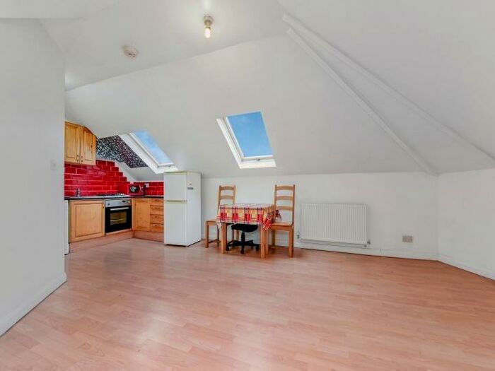 1 Bedroom Flat To Rent In George Lane, London, SE13