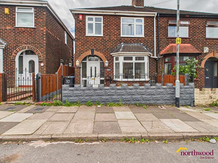 3 Bedroom Semi-Detached House To Rent In Windermere Street, Cobridge, Stoke-on-Trent, ST1