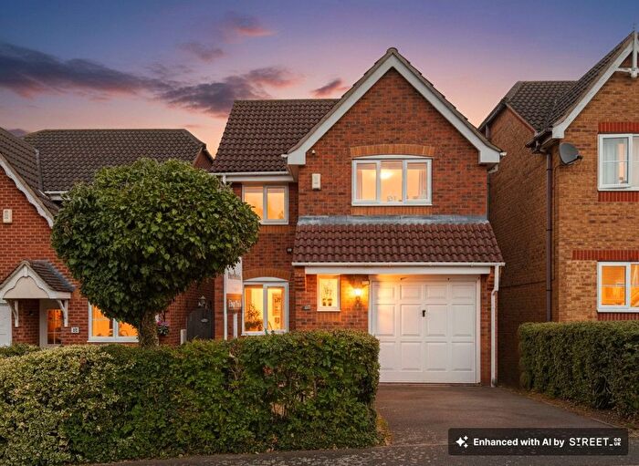 3 Bedroom Detached House For Sale In Birch Close, Killamarsh, S21