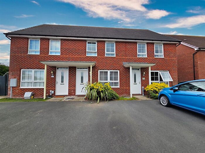 2 Bedroom Terraced House For Sale In Piccadilly Close, Mansfield Woodhouse, Mansfield, NG19