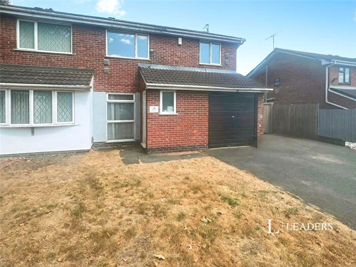 3 Bedroom Semi-Detached House To Rent In Farrier Lane, Leicester, Leicestershire, LE4