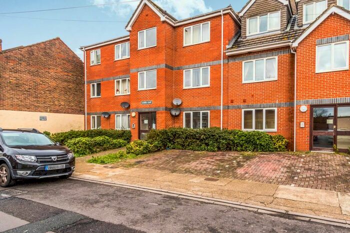 1 Bedroom Flat To Rent In Winchester Road, Portsmouth, PO2