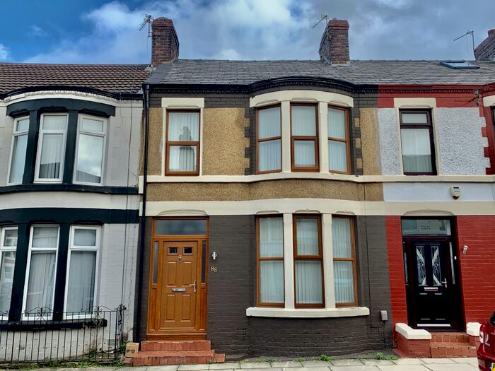 3 Bedroom House To Rent In Orleans Road, L13