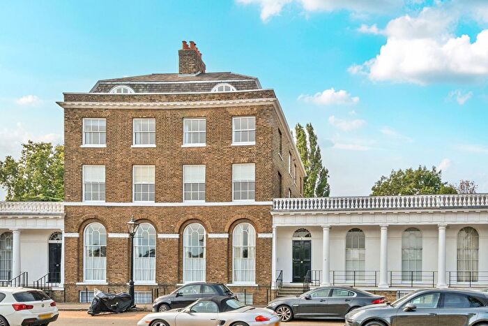 1 Bedroom Flat For Sale In The Paragon, London, SE3