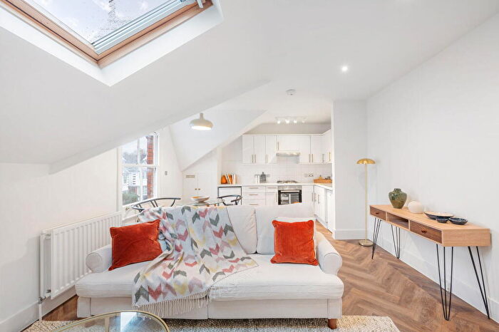 1 Bedroom Flat To Rent In Woodstock Road, Croydon, CR0