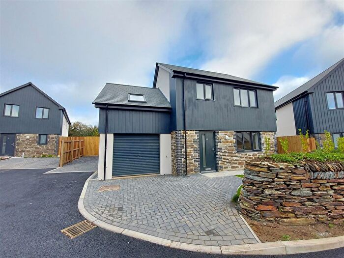 3 Bedroom Detached House To Rent In Poltair Close, Barripper, Camborne, TR14