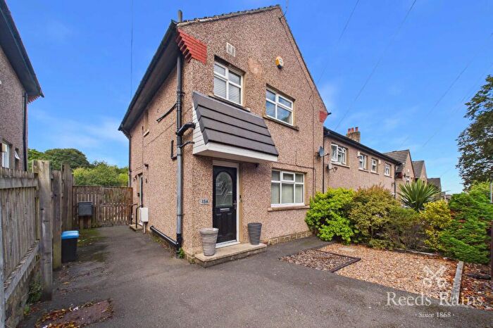 3 Bedroom End Of Terrace House For Sale In Walpole Road, Huddersfield, West Yorkshire, HD4