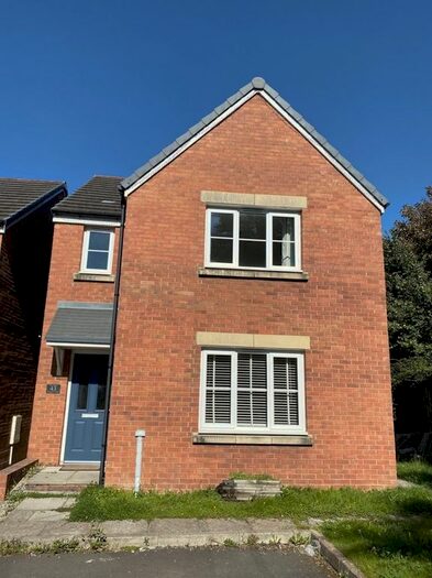 3 Bedroom Property To Rent In Cilgant Y Lein, Pyle, Bridgend, CF33