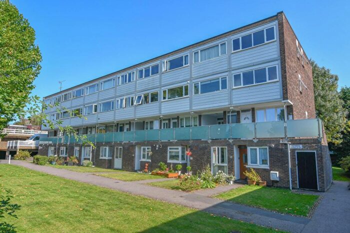 2 Bedroom Flat For Sale In Crib Street, Ware, SG12