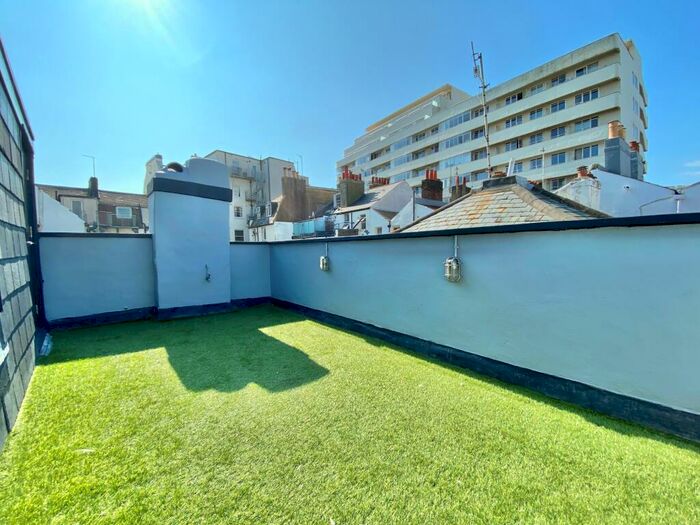 3 Bedroom Terraced House To Rent In Norfolk Street, Brighton, BN1