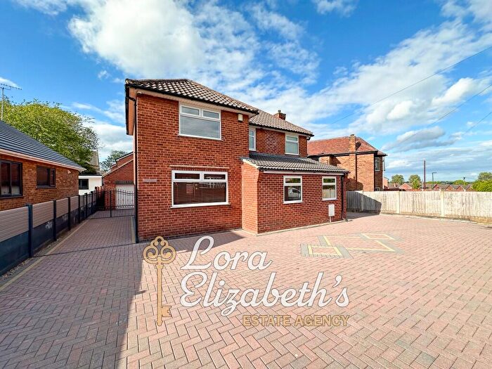 3 Bedroom Detached House For Sale In Long Lane, Shirebrook, NG20
