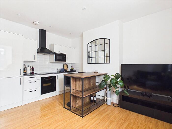 2 Bedroom Apartment To Rent In Stackpool Road, Bristol, BS3