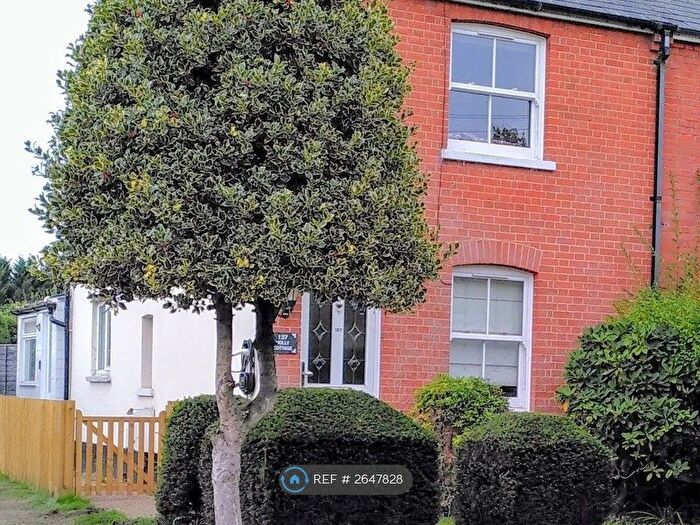 2 Bedroom Semi-detached House To Rent In Saunders Lane, Woking, GU22