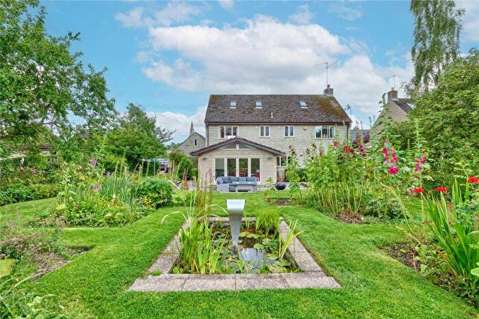 5 Bedroom Detached House For Sale In Highfields, Polebrook, PE8