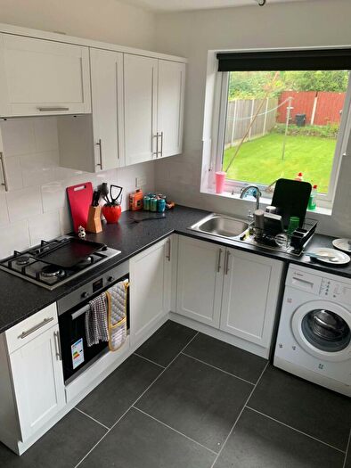 3 Bedroom Semi-Detached House To Rent In Delaine Road, Withington, M20