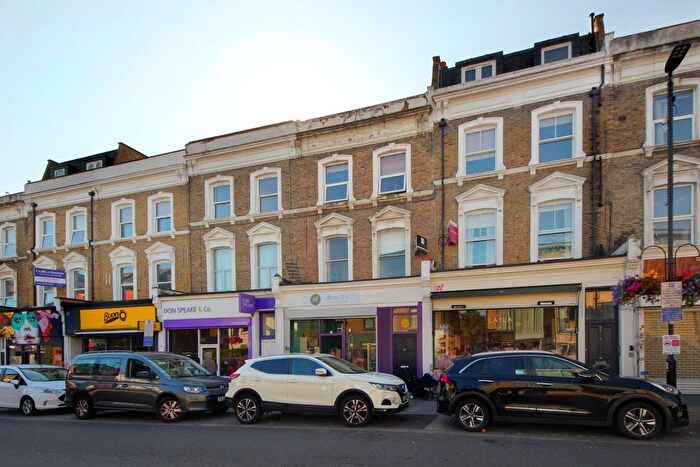 2 Bedroom Flat For Sale In Burlington Mews, W3