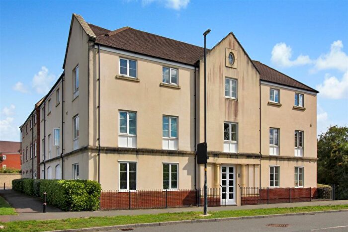 1 Bedroom Flat To Rent In Jagoda Court, Haydon End, Swindon, SN25