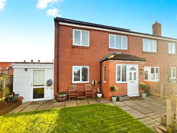 3 Bedroom End Of Terrace House To Rent In Newlands Court, Thirsk, YO7