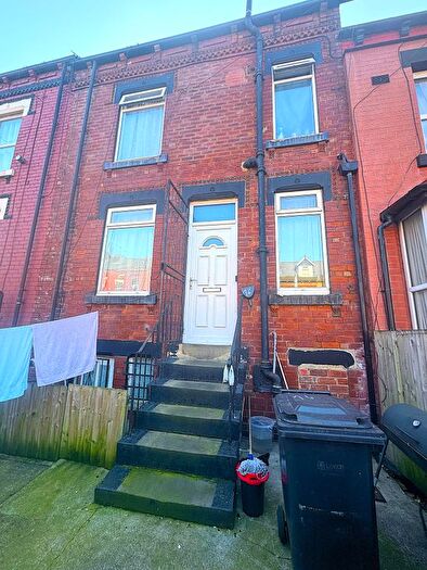 Property For Sale In Ashton Terrace, Leeds, LS8